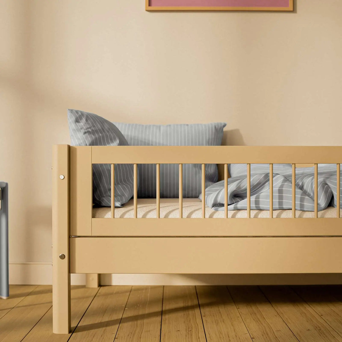 Flexa White Daybed with safety rail 90 x 200 cm True