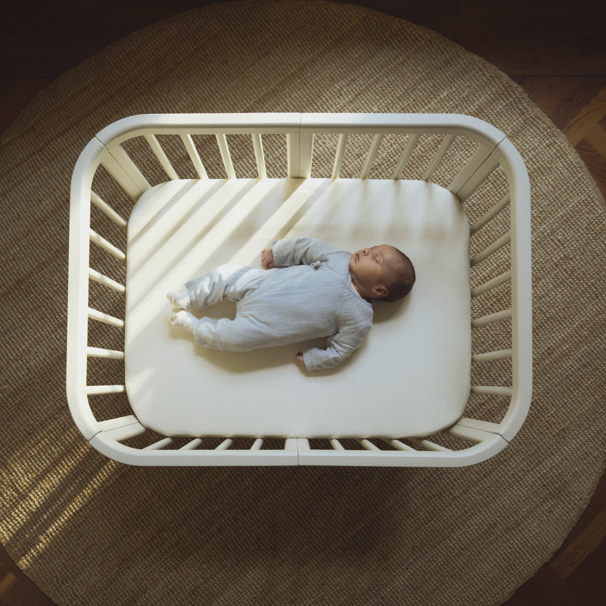 Stokke Nighti Mini Spannbettlaken 60 x 80 cm Birkenbeige - Bild 2