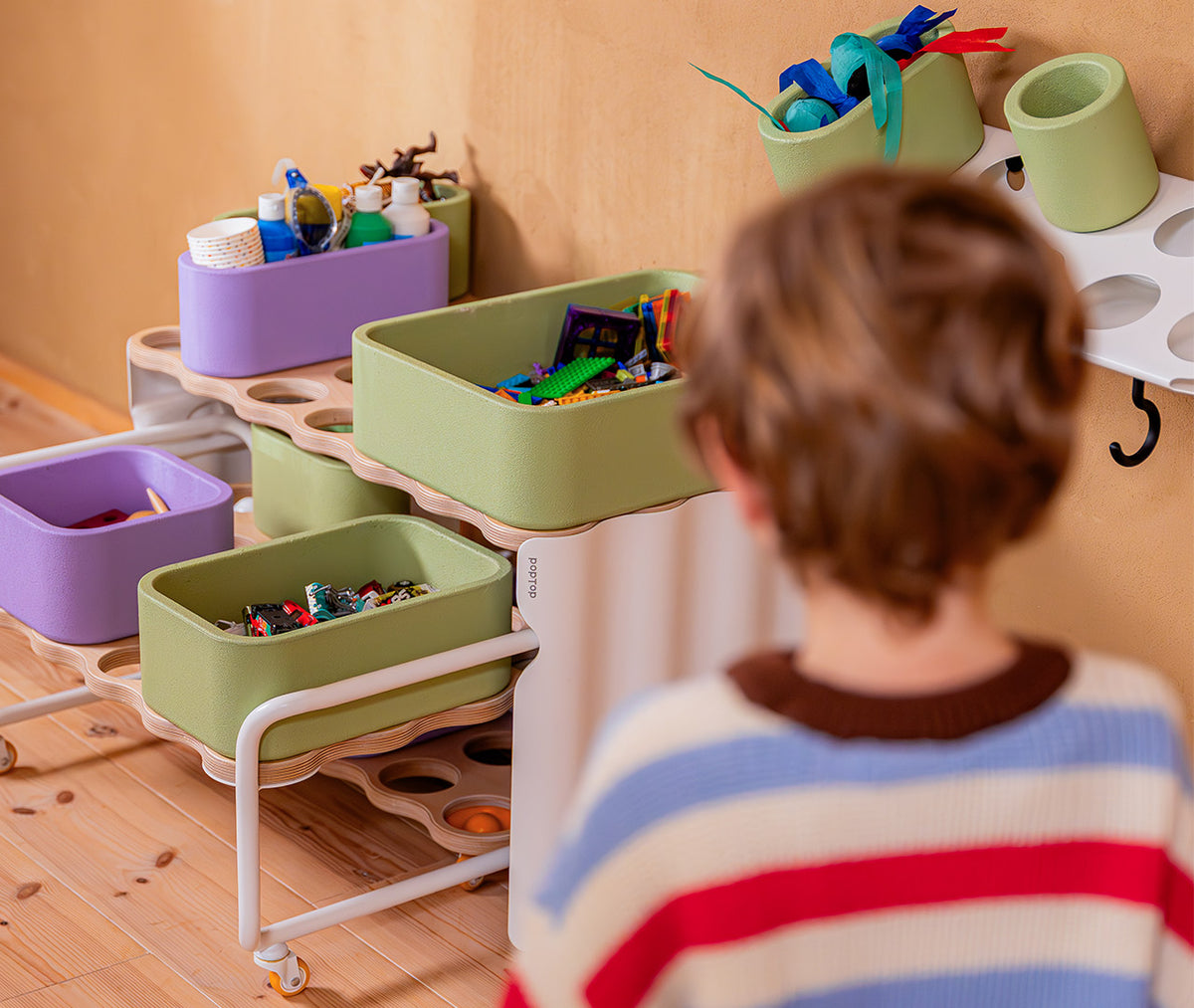 Poptop toy storage
