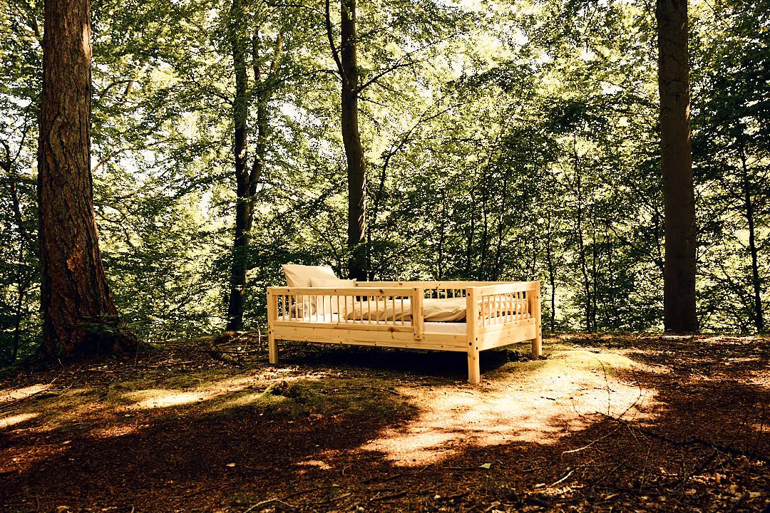 Flexa Raw Einzelbett mit Absturzsicherung mit Streben 90 x 200 cm Natur