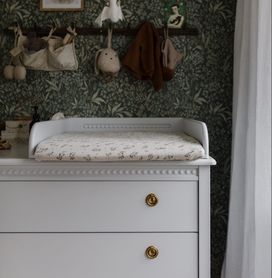 Gustavienne Changing unit White