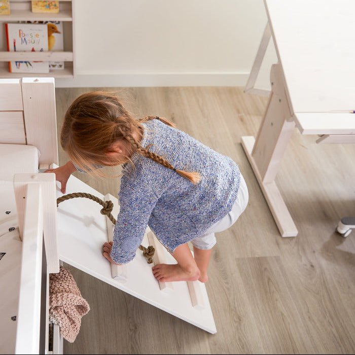 Lifetime Kidsrooms day bed - Climb & Slide - Breeze