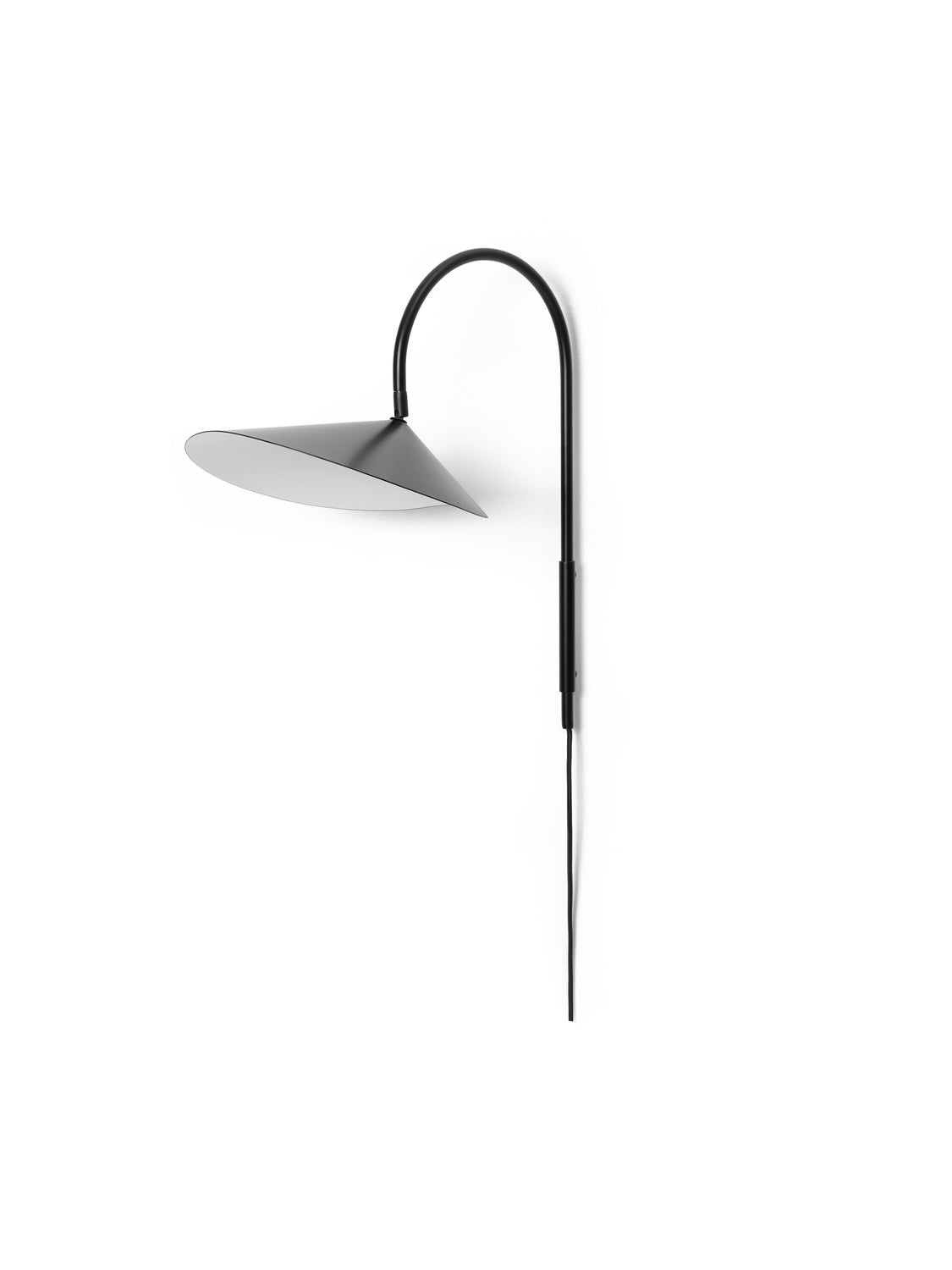 Ferm Living Arum - Lampada da parete orientabile - Nero