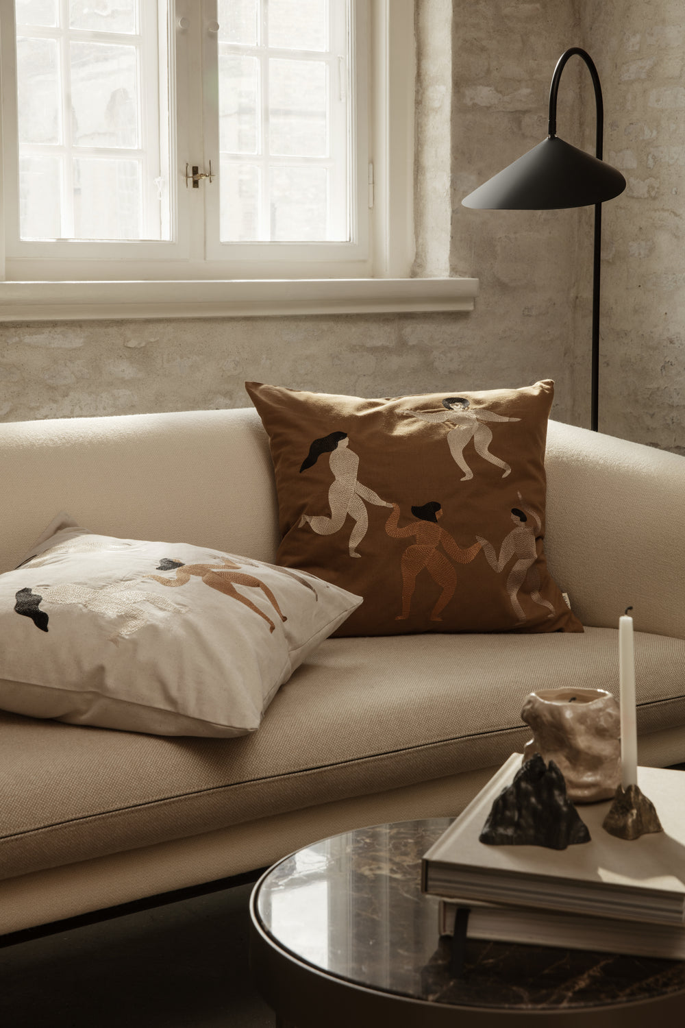 Ferm Living Arum lampadaire - Noir