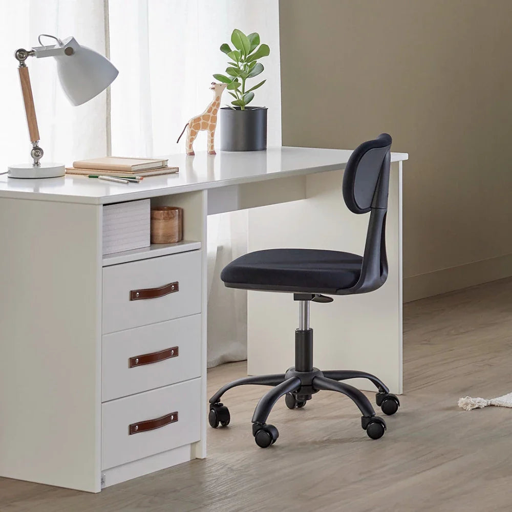 Lifetime Kidsrooms Desk - Elements