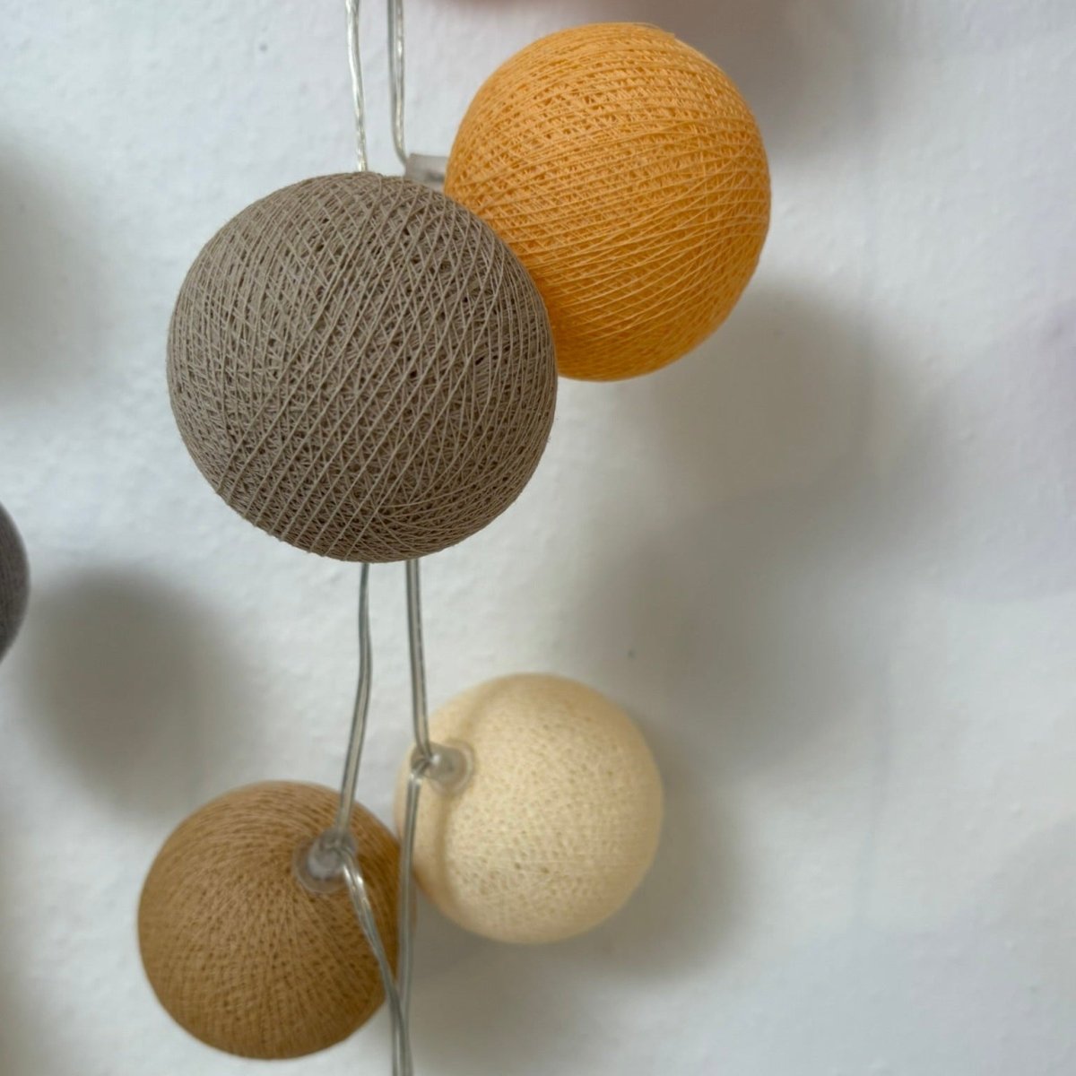 Lifetime Kidsrooms Lichterkette mit Baumwollkugeln - Crisp Peach