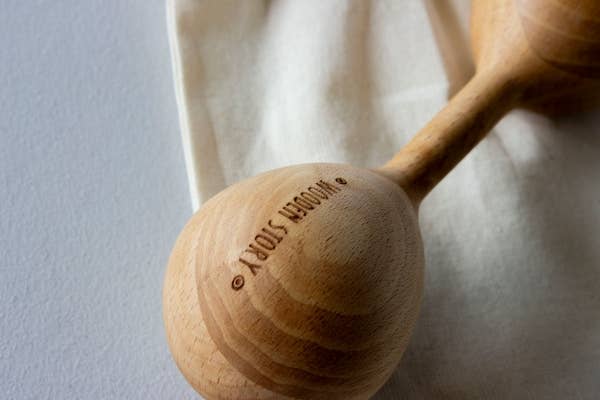 Wooden Story hochet en bois Lark