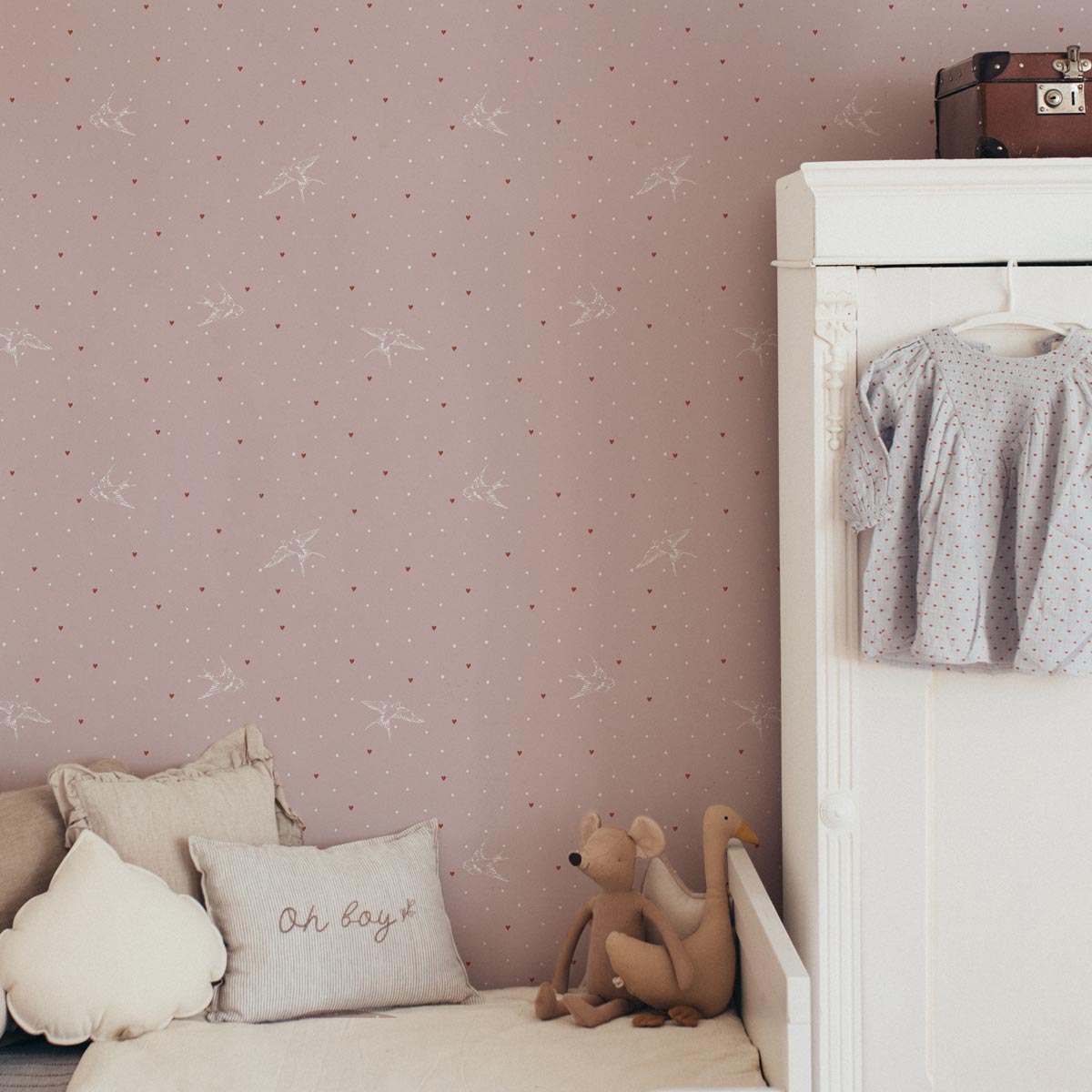 Dekornik Tapete Swallows on pink Streifen 50 x 280