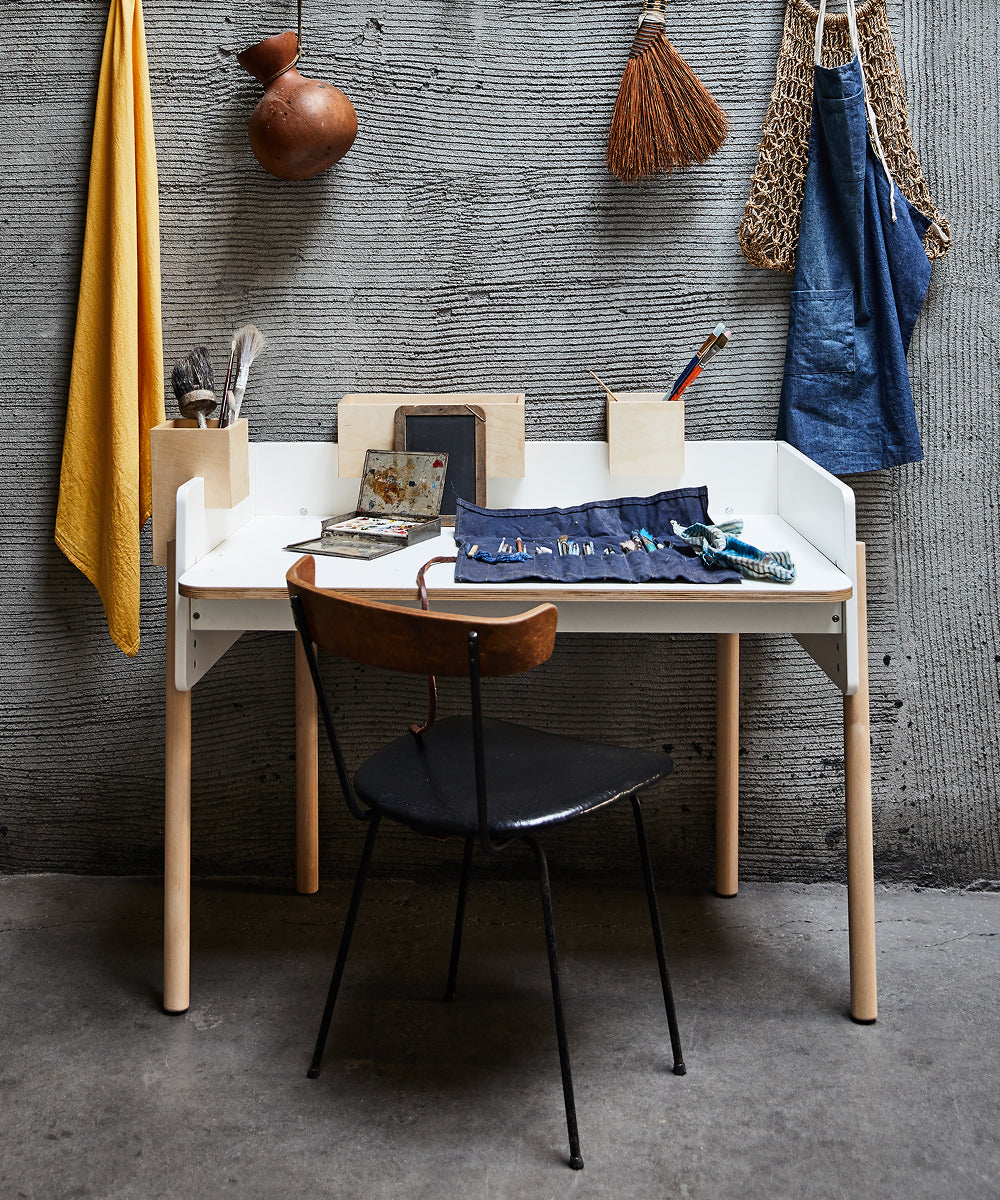 Oeuf NYC Brooklyn desk, white / birch
