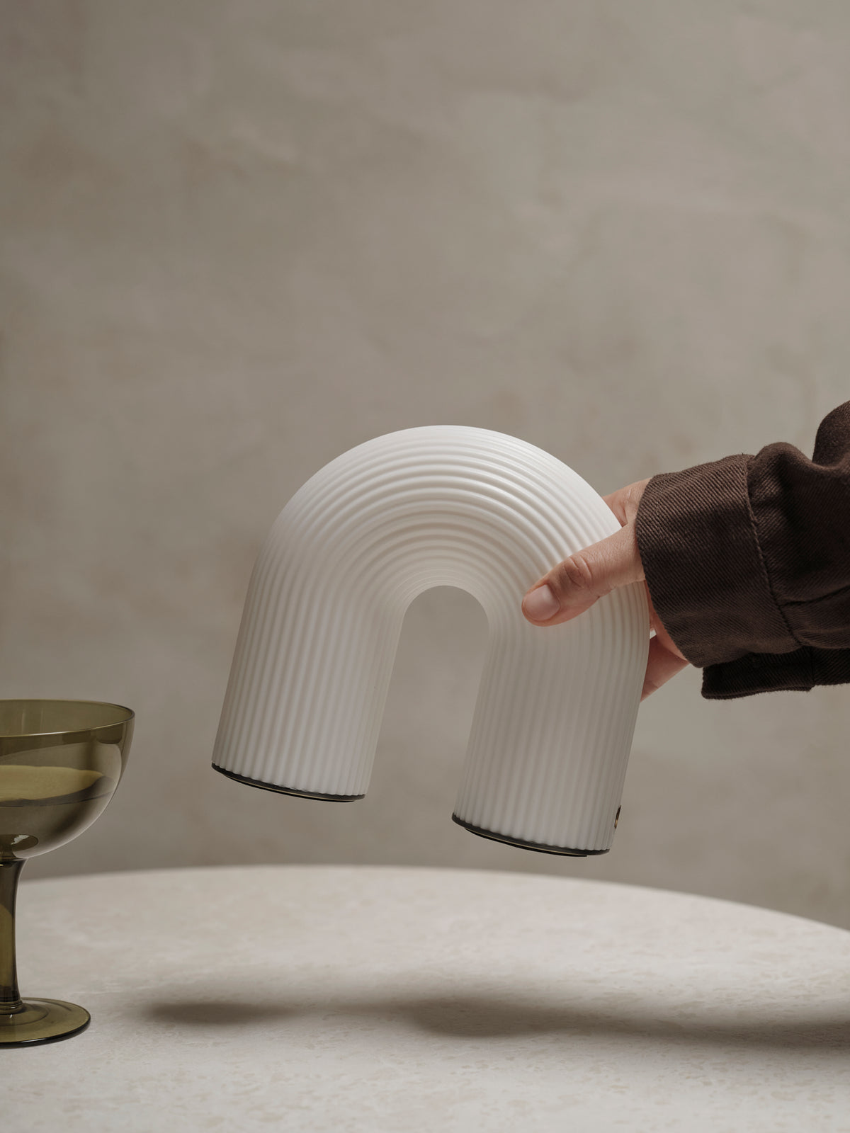Ferm Living Vuelta - Lampada portatile - Bianco