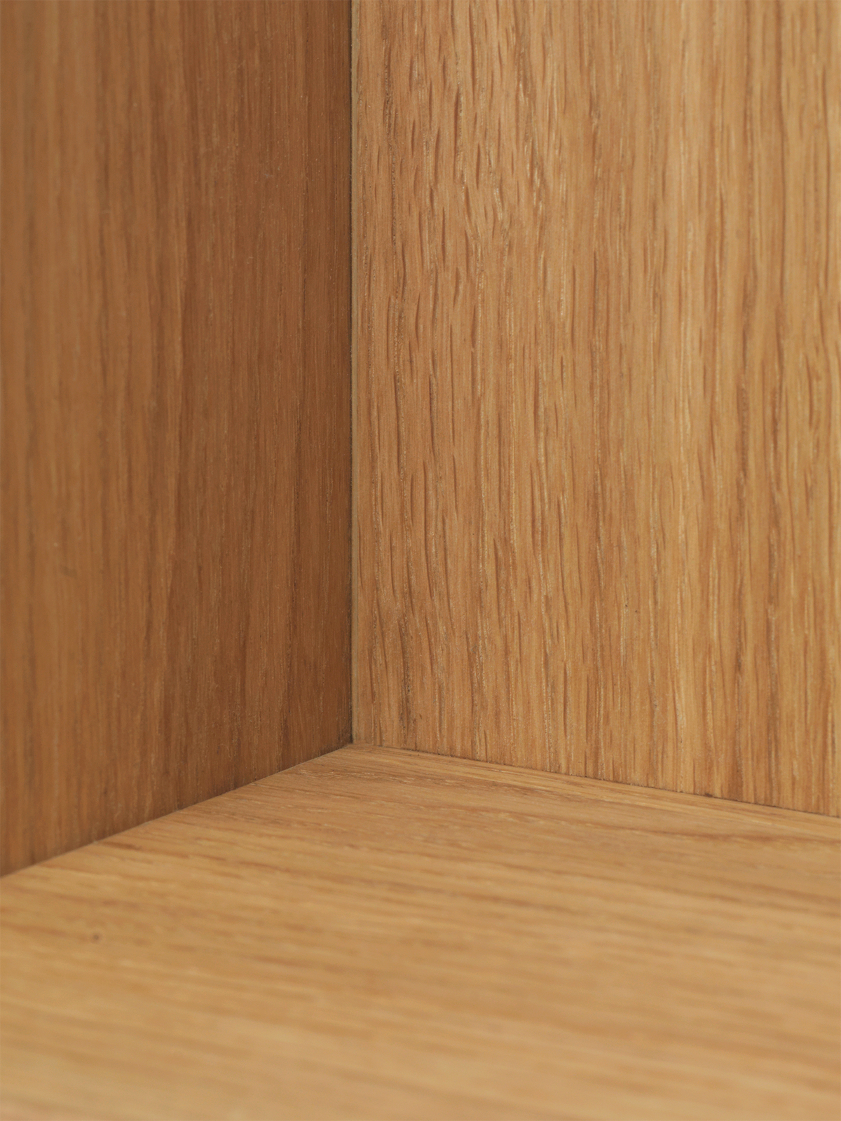 Ferm Living Stagger Shelf - Tall - Oiled Oak