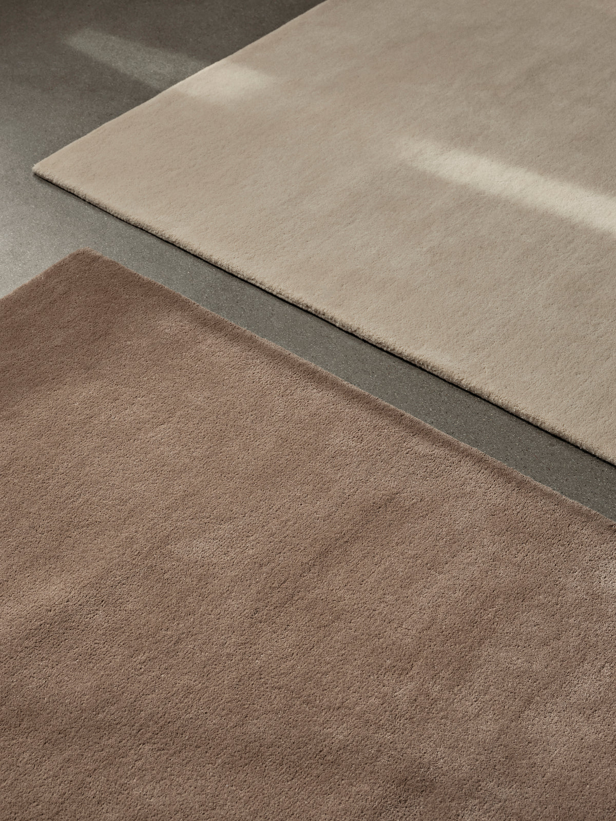 Ferm Living Stille tufted rug - 140 x 200 - Ash Brown