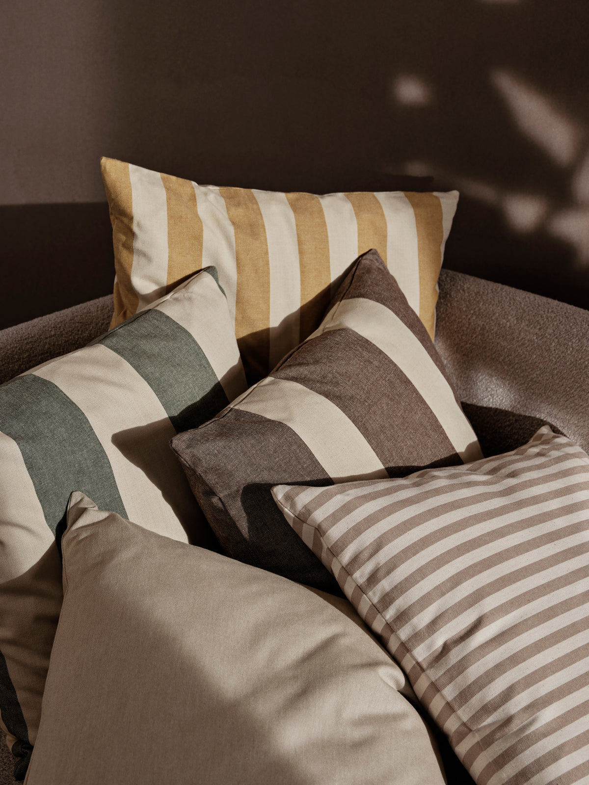 Ferm Living Fruiticana Tufting-Teppich - L - Pineapple