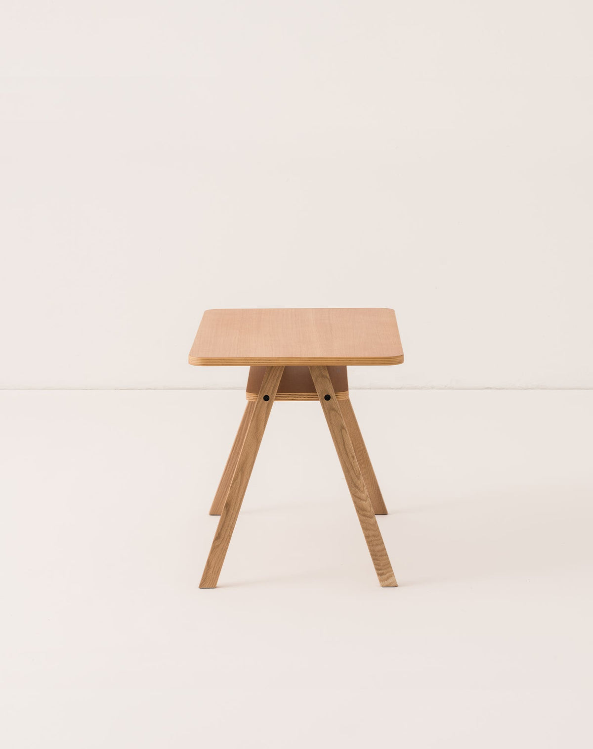 Nobodinoz Growing Green children's table nature