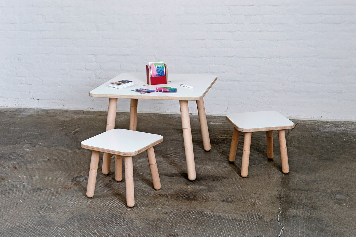 Pure Position growing table square children's table pure white