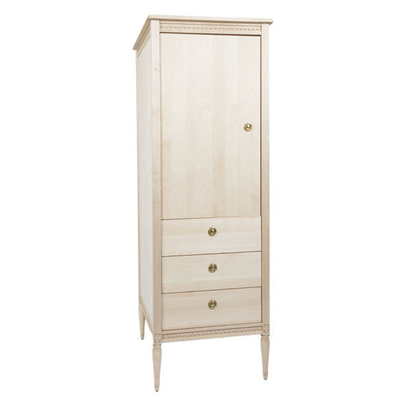 Gustavienne closet birch
