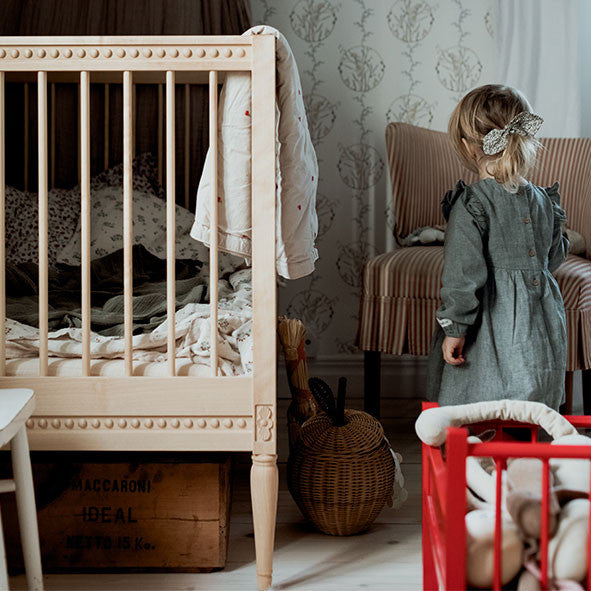 Gustavienne Mitwachsendes Babybett Birke