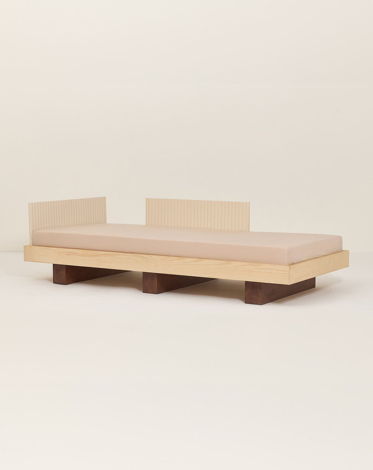 Nobodinoz Heju day bed and junior bed