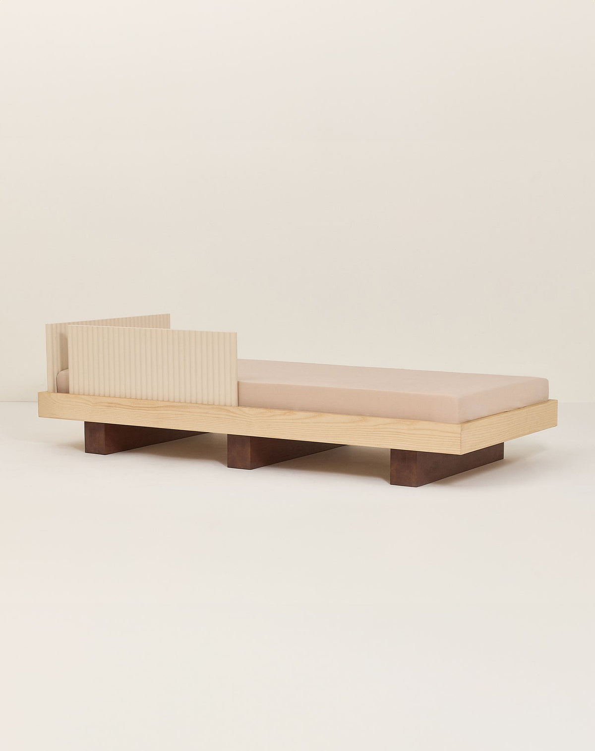 Nobodinoz Heju day bed and junior bed
