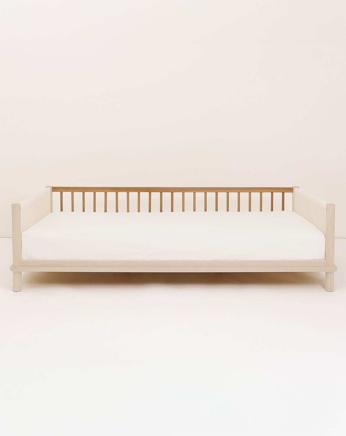 Nobodinoz Latitude sofa extension for single bed