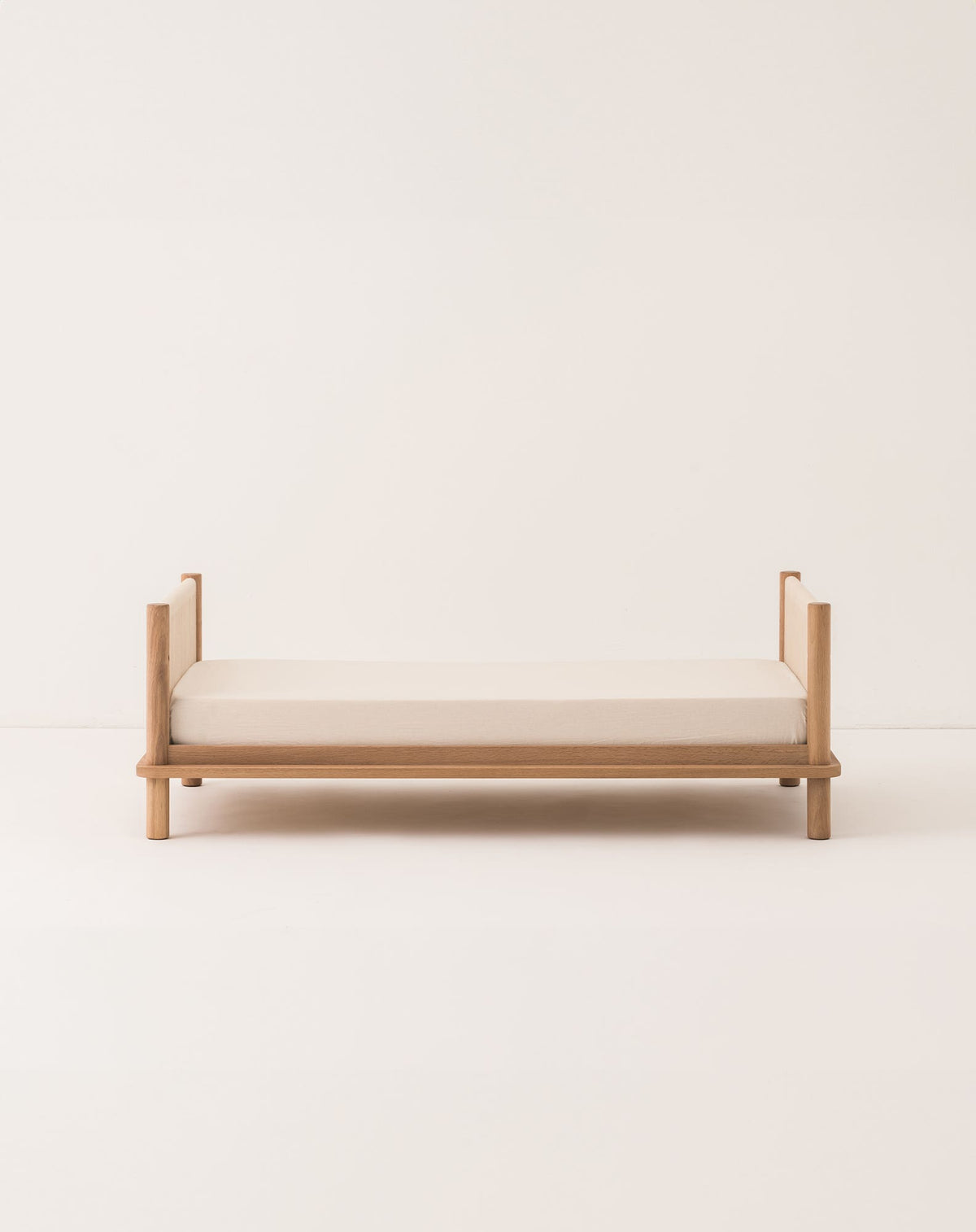 Nobodinoz Latitude culla e letto junior in legno di quercia 70x140
