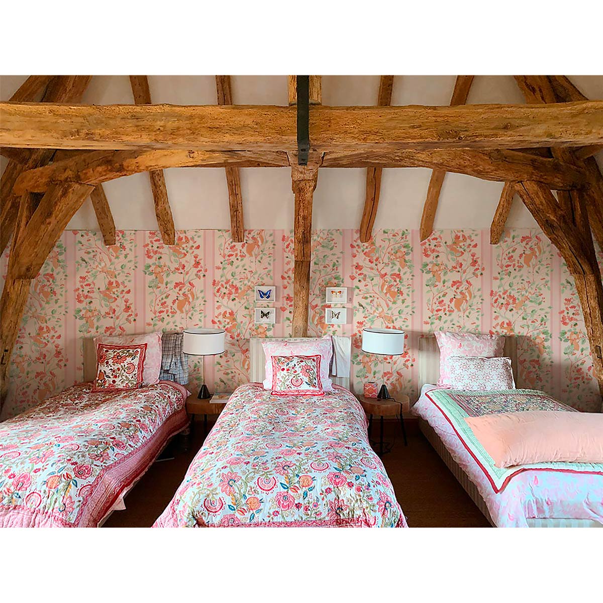 Little Cabari papier peint CASSE-NOISSETTE rose