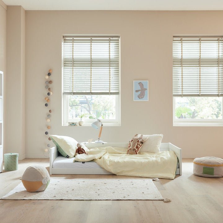 Lifetime Kidsrooms Montessori floor bed white