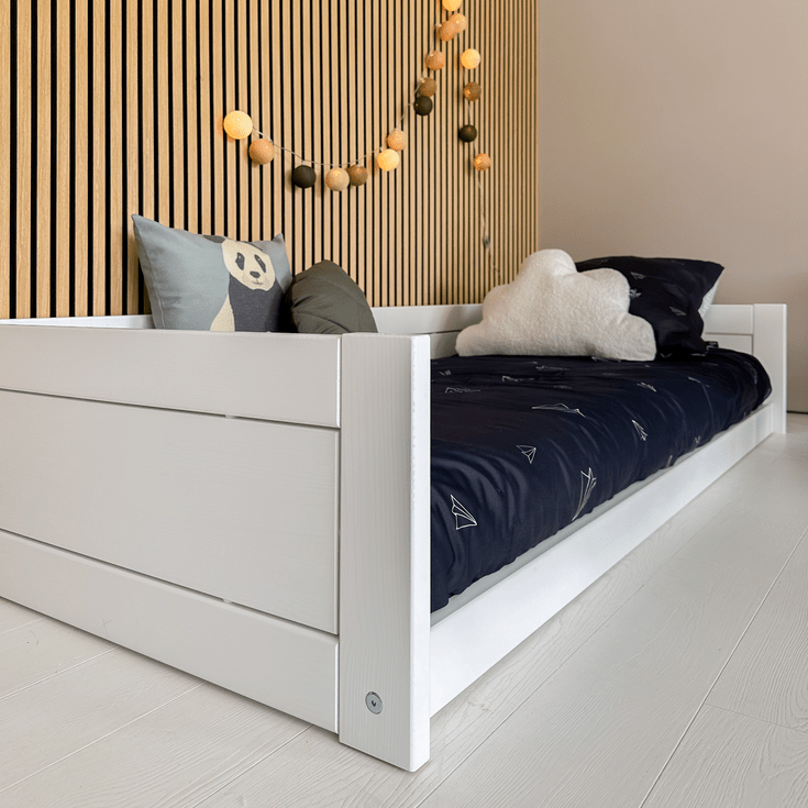Lifetime Kidsrooms Montessori Lit de sol avec support pour toit en toile Blanc