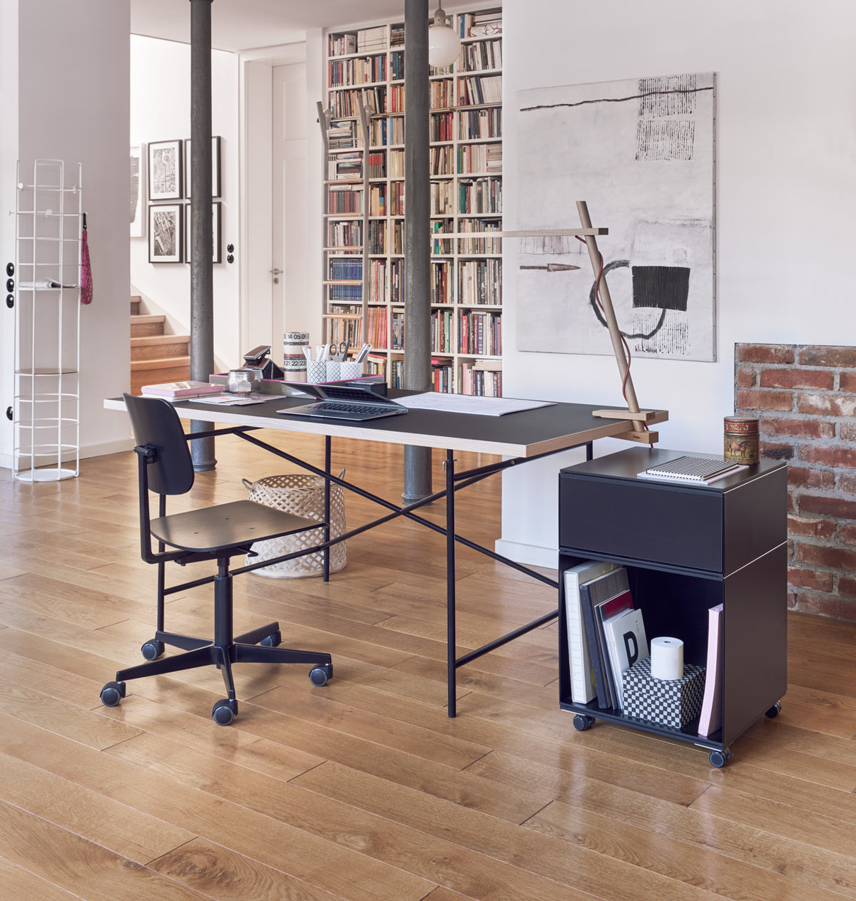 Richard Lampert Eiermann 1 bronze brushed oak, black