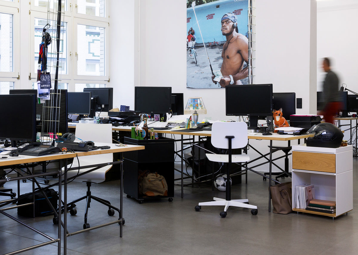 Richard Lampert Eiermann 1 Leuchtorange (RAL 2005) 4154 Linoleum burgundy