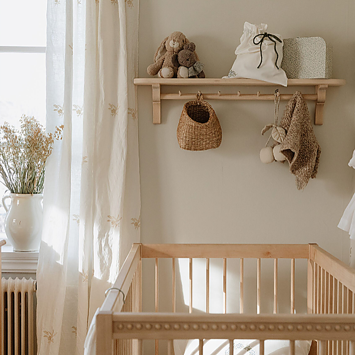 Gustavienne wall shelf 9 hooks birch