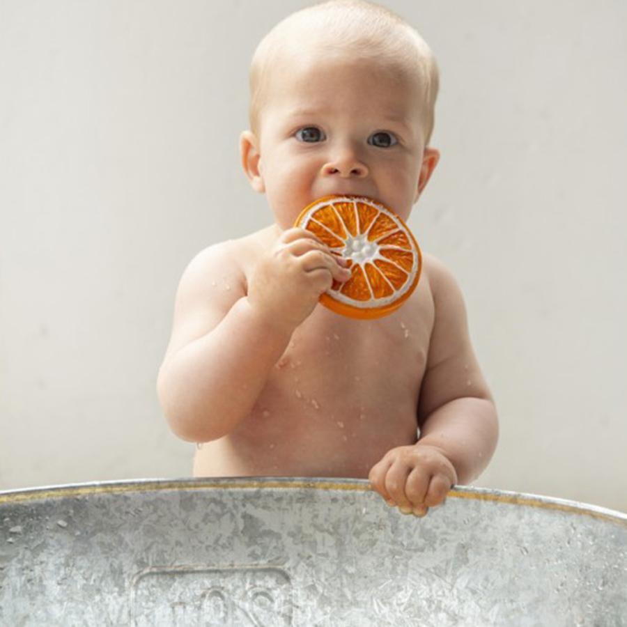 Oli & Carol Clementino the Orange teething ring & bath toy