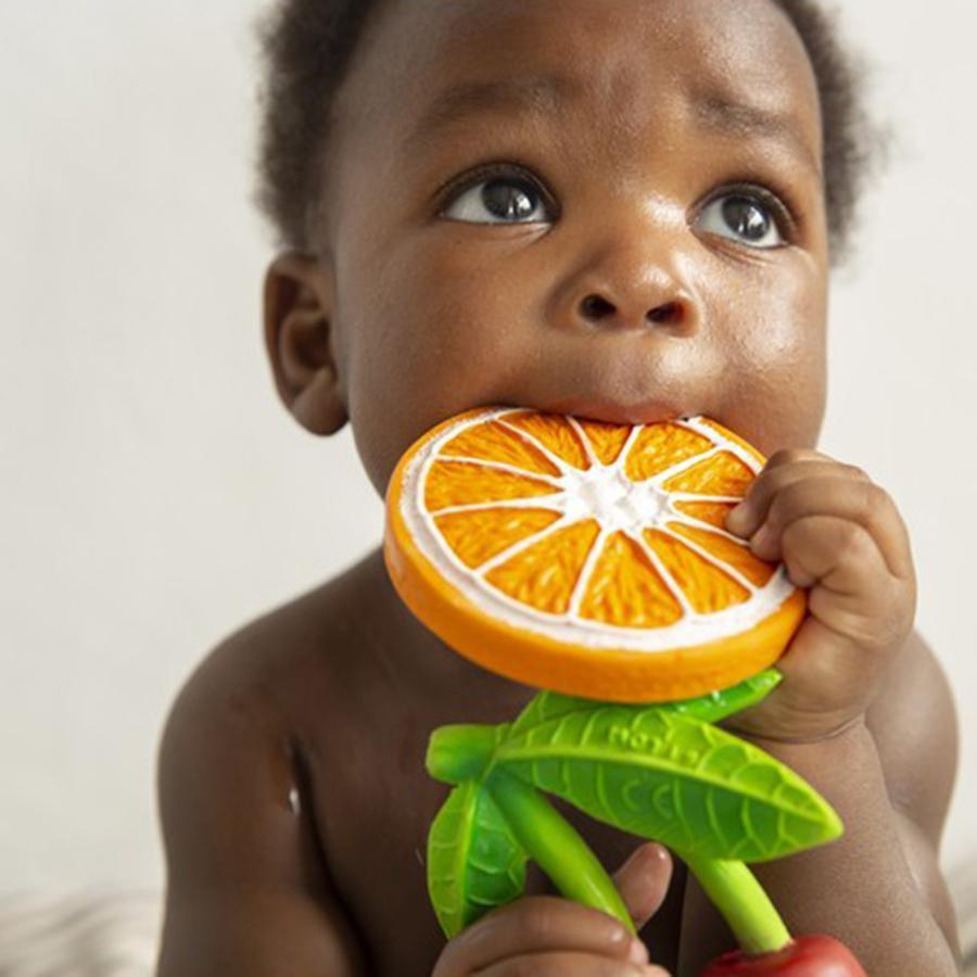Oli & Carol Clementino the Orange teething ring & bath toy