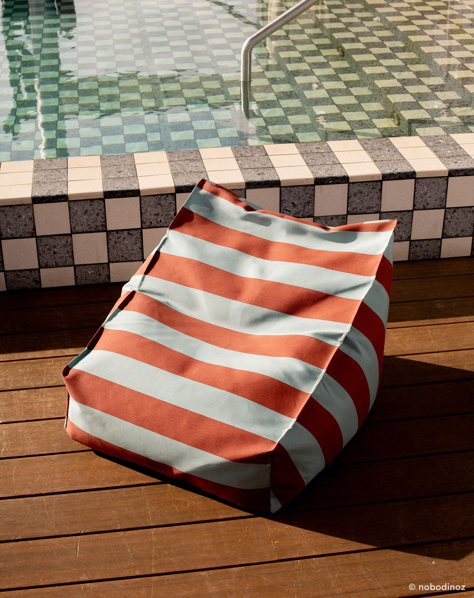 Nobodinoz Outdoor Sitzsack-Sessel Vibes Kindergrösse Variante 3026