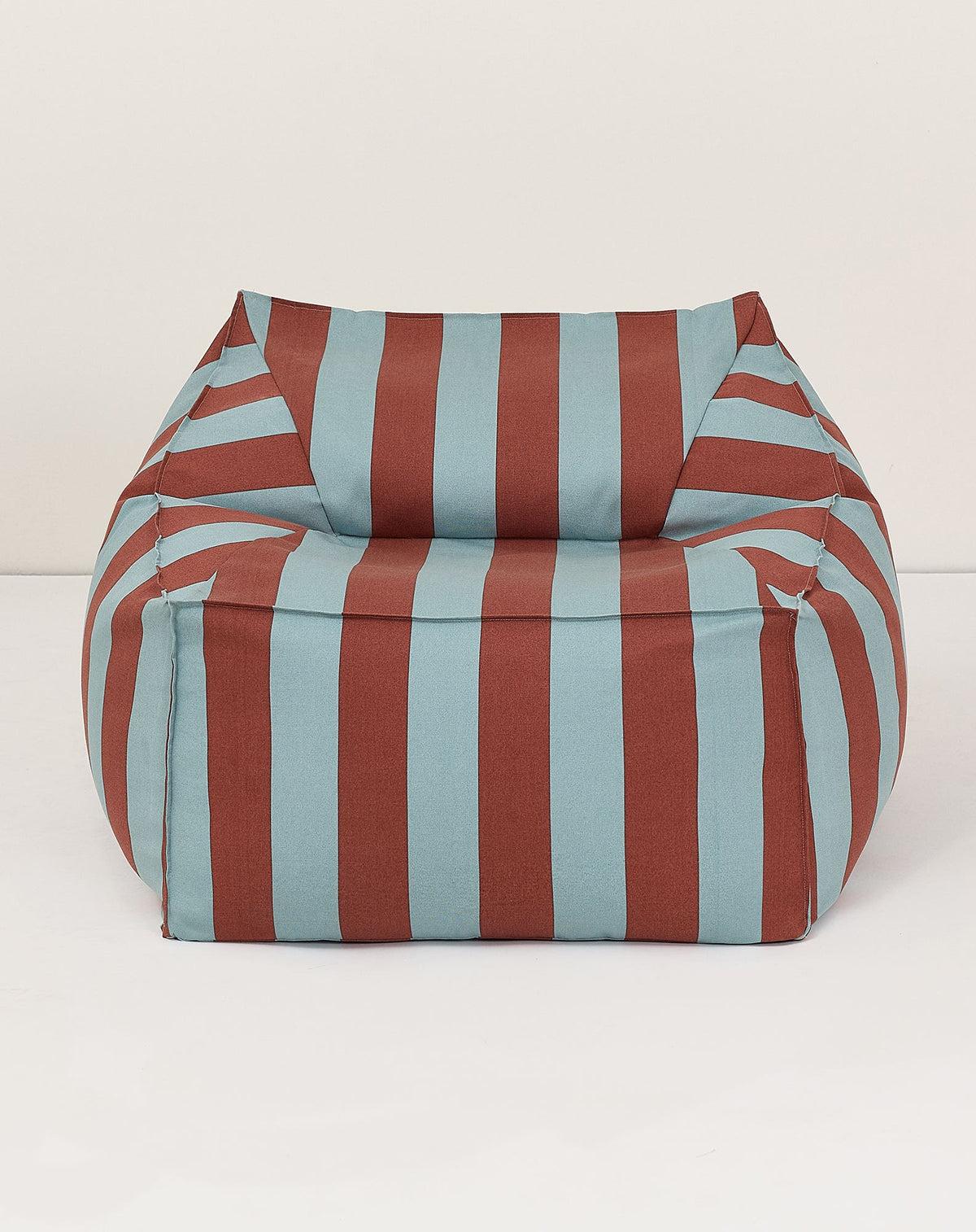 Nobodinoz Outdoor Sitzsack-Sessel Lenny Erwachsenengrösse Variante 2968