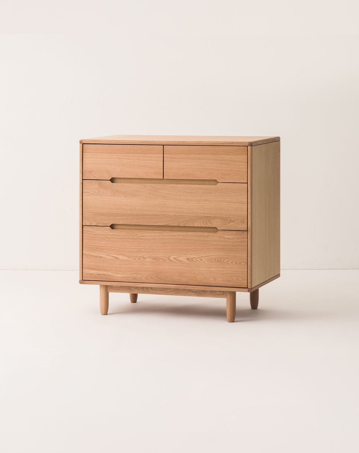 Nobodinoz Pure Commode en bois de chêne avec 4 tiroirs 85x87