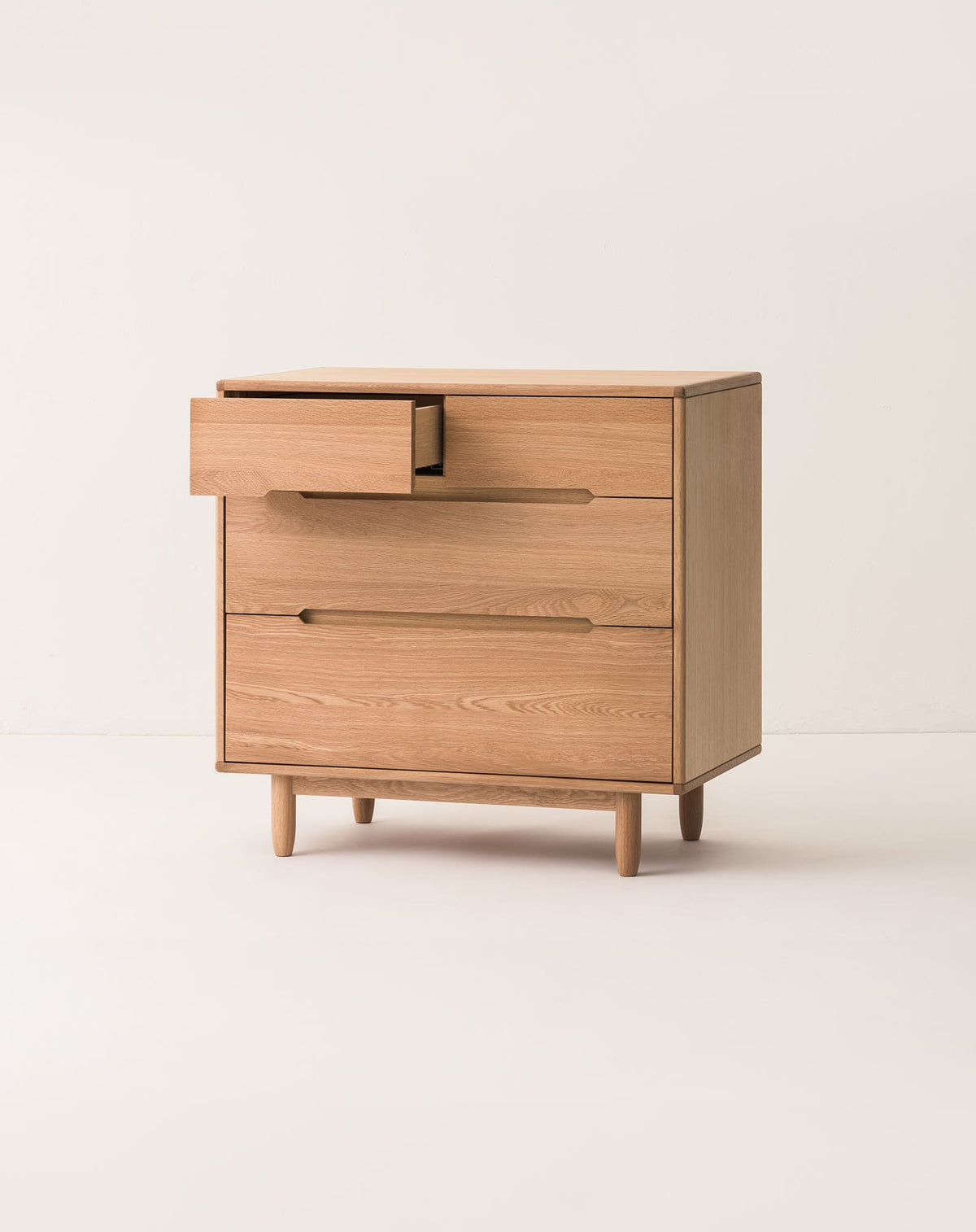 Nobodinoz Pure Commode en bois de chêne avec 4 tiroirs 85x87