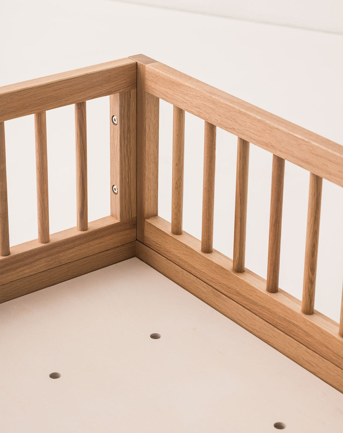 Nobodinoz Pure mitwachsendes Juniorbett aus Eichenholz 70x140