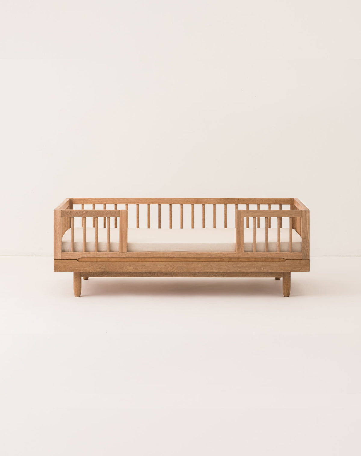 Nobodinoz Pure Sicherheitsgitter aus Eichenholz 140