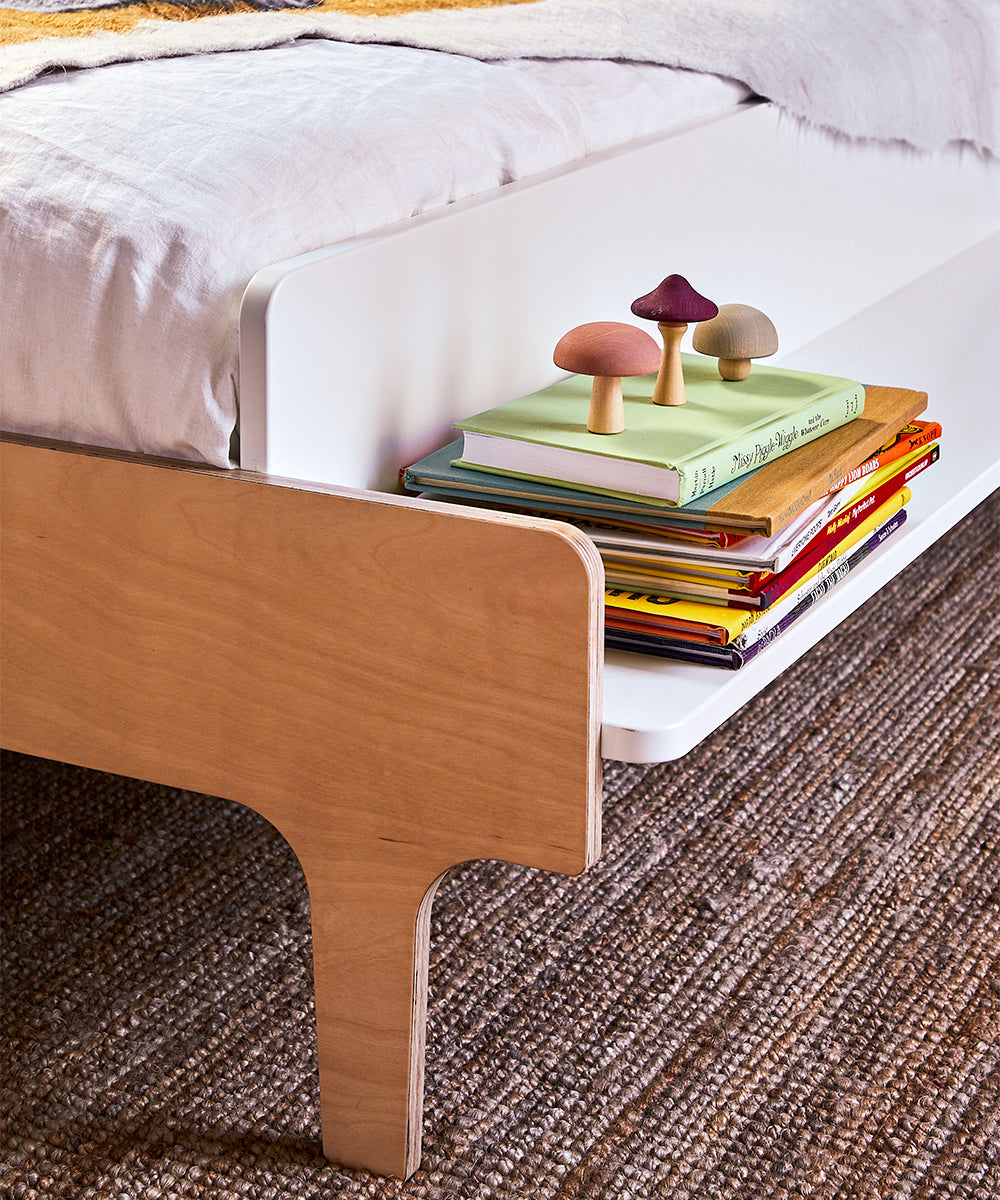 Oeuf NYC River Doppelbett, Weiss / Birke