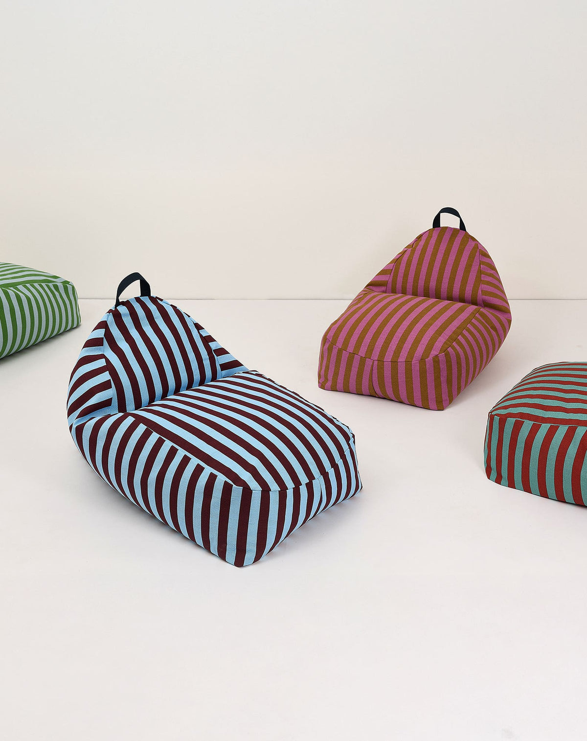 Nobodinoz langer Sitzsack Bliss Kindergrösse Variante 8312