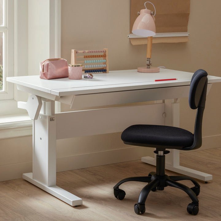 Lifetime Kidsrooms Height-adjustable wooden desk with tilt Whitewash